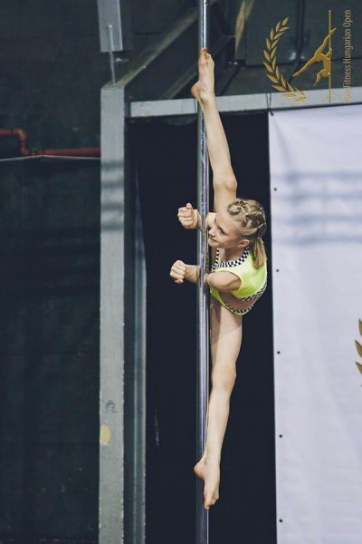 pole kid gresiczki adél